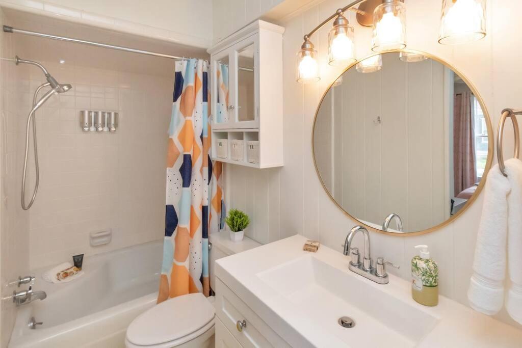 Stylish 3 Bedroom Home Close To Downtown 모빌 외부 사진